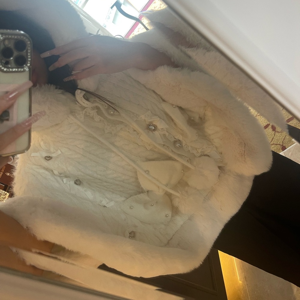 Liz Lisa Ribbon Fur Poncho❄️🤍